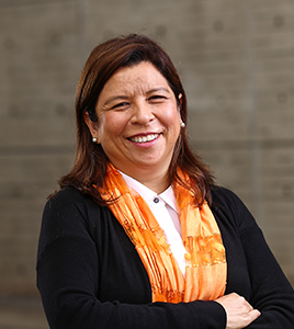 Dra. Cecilia Chau Pérez-Araníbar