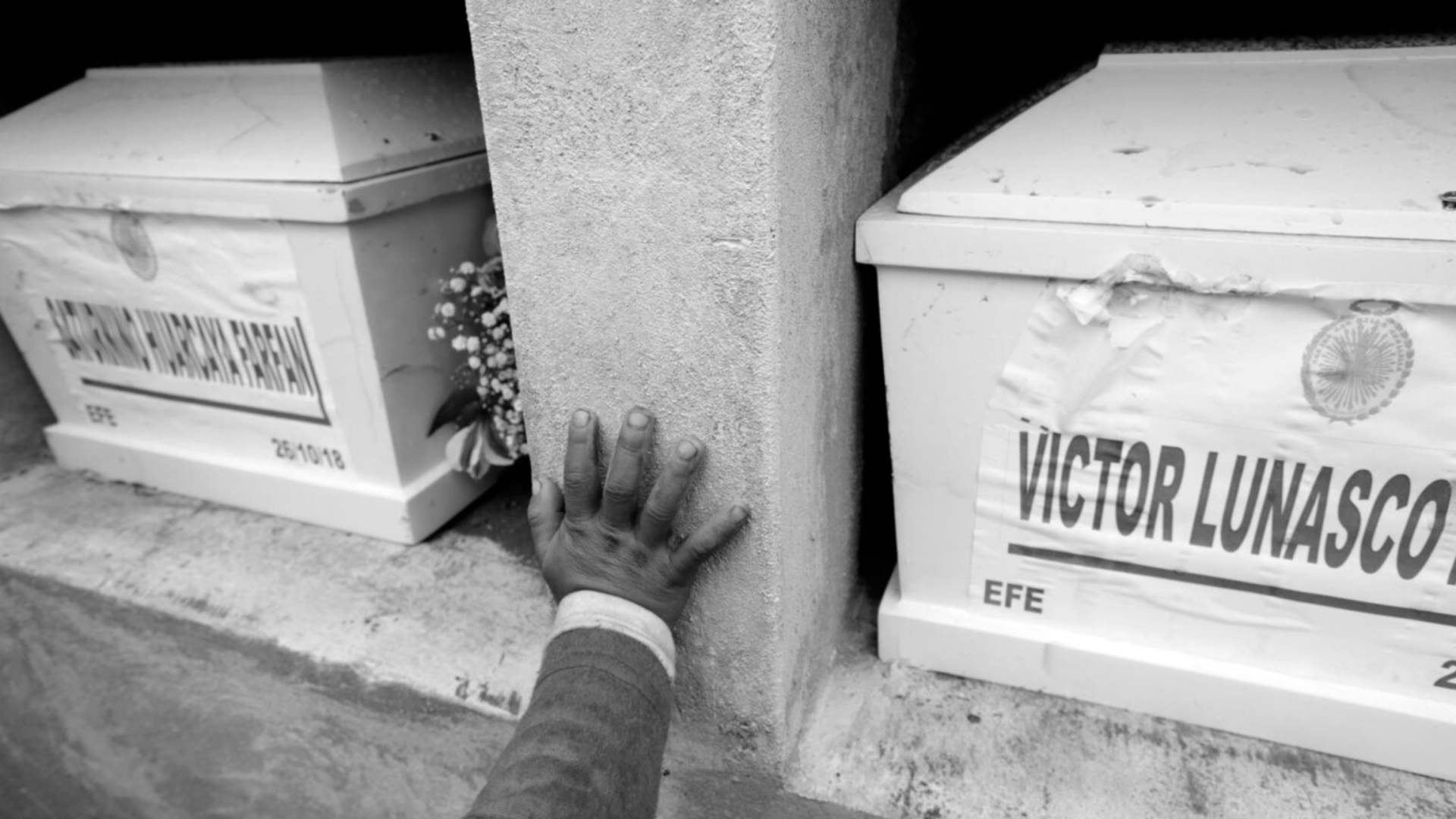 Más allá de la ilegalidad está la indignidad