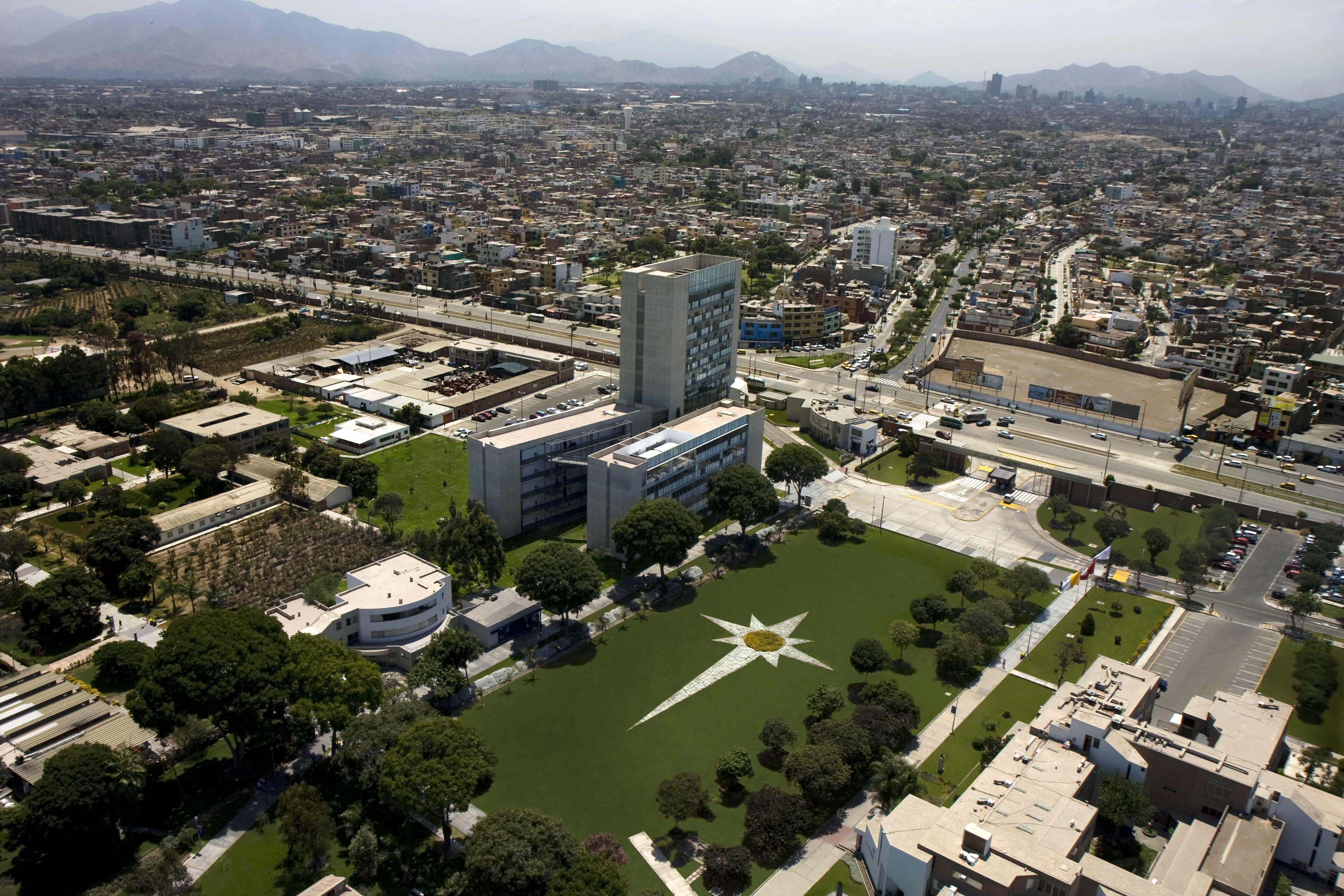 Comunicado de la Asamblea Universitaria