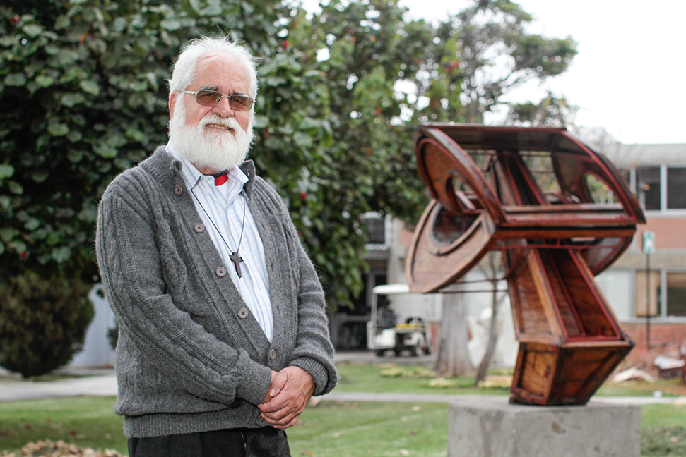 Gastón Garatea será profesor honorario de la PUCP