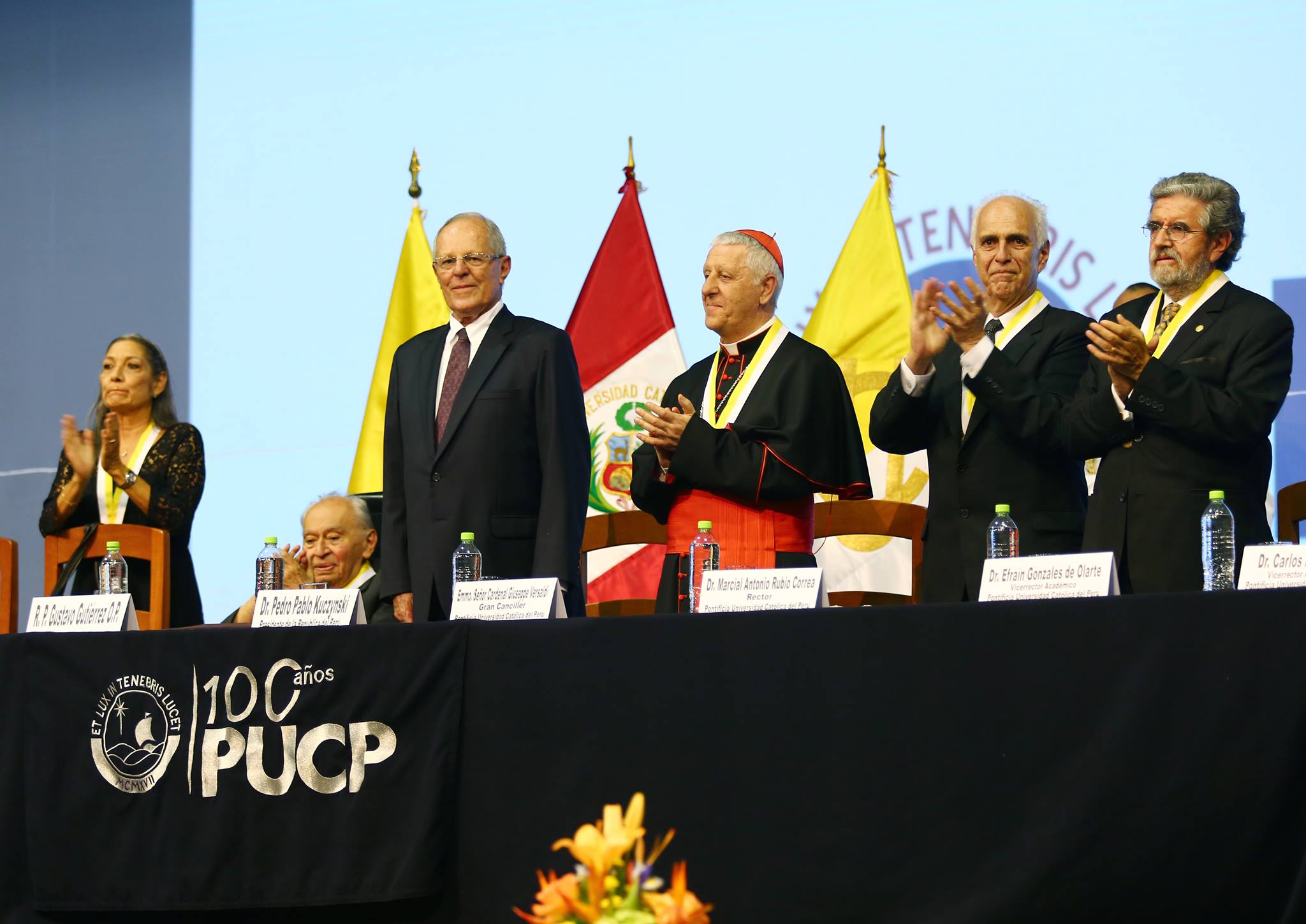 100 años al servicio del país
