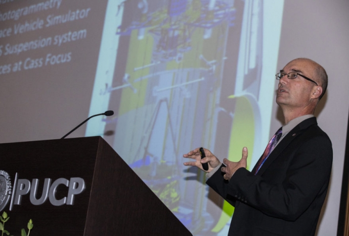 La PUCP fue anfitriona de la Latin American Optics and Photonics Conference