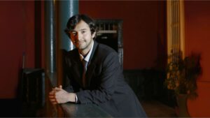 Conoce a Fabio Cabrera, el ganador de la Beca Riva-Agüero