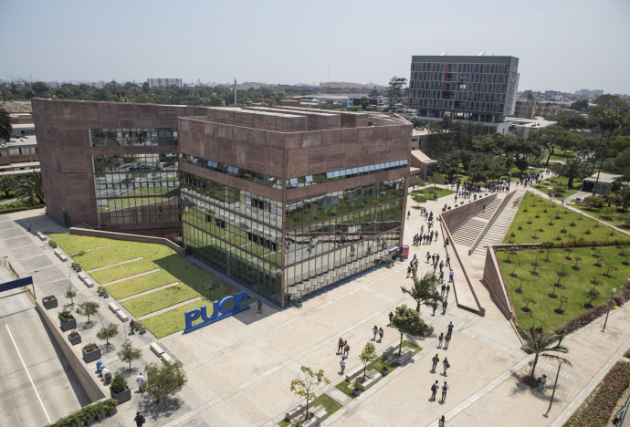 Ranking QS Mundial 2021: PUCP alcanza su mejor posición histórica entre las universidades latinoamericanas