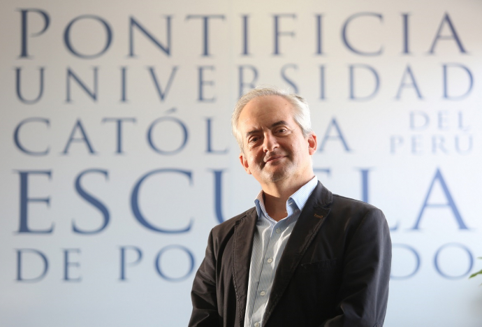 Desde las 6 p.m., sigue en vivo el homenaje al Dr. Ciro Alegría Varona