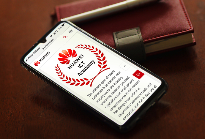 La PUCP fue nombrada Huawei ICT Academy