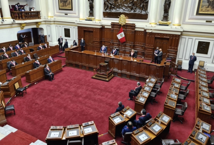 Compromiso con el Perú
