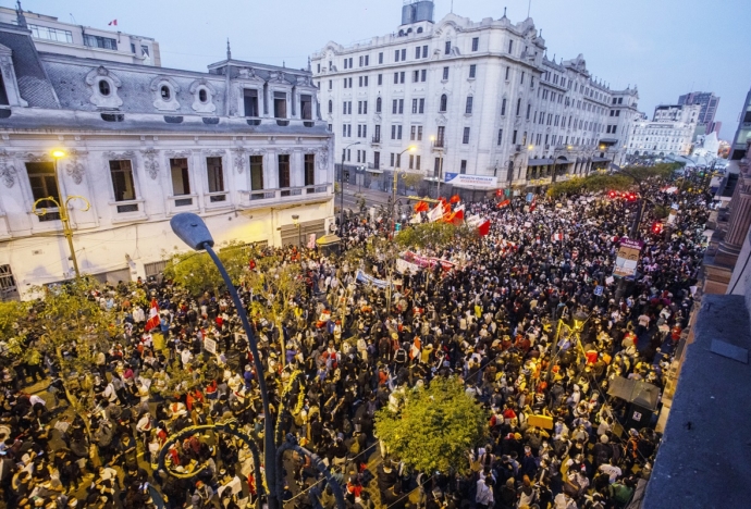 La PUCP rechaza el uso de la violencia contra las manifestaciones democráticas
