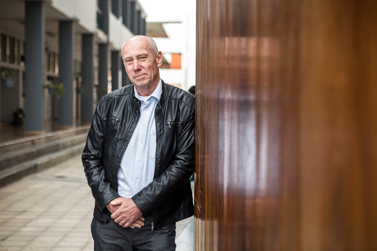 “Buscamos ver qué elementos químicos hay en los insectos”