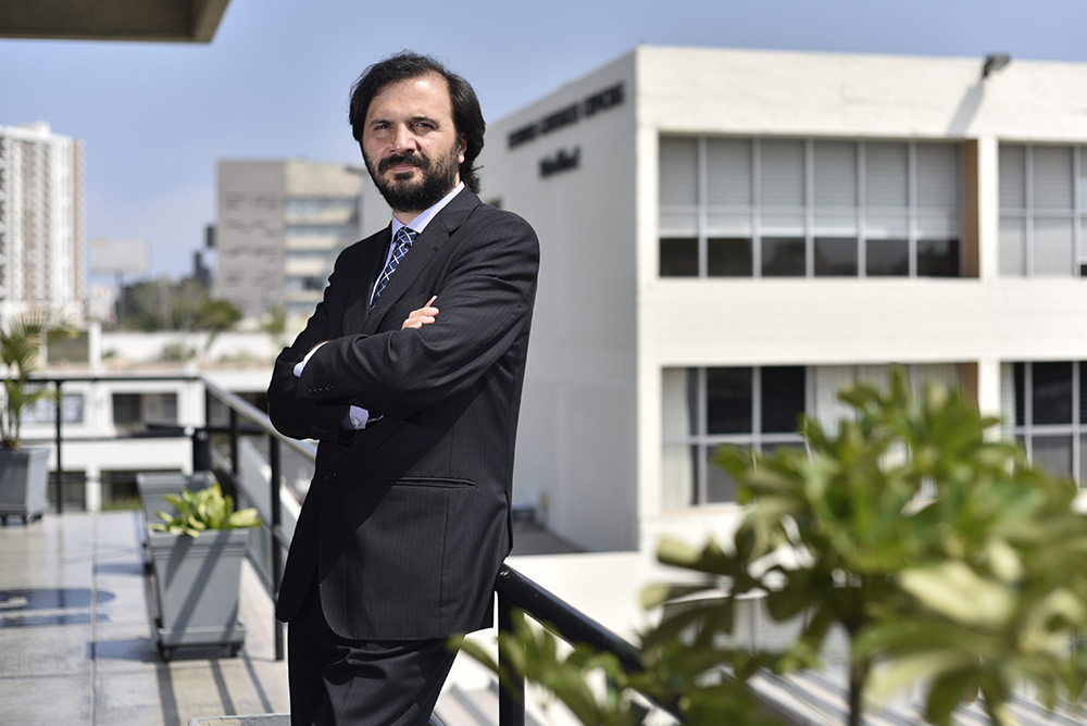 “Es muy importante que la Universidad forme a los futuros servidores públicos”