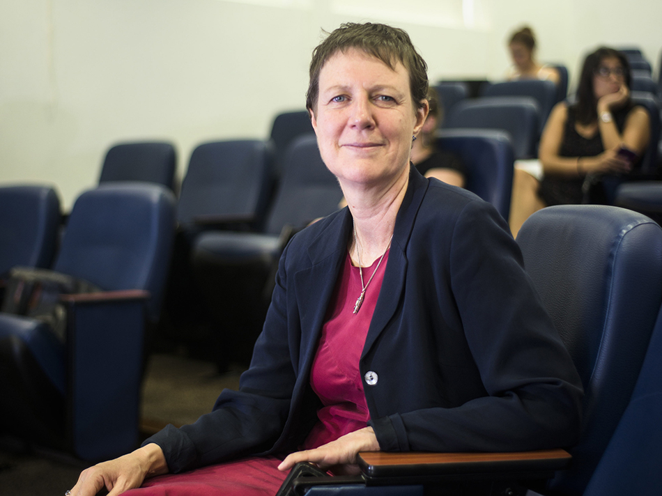 “Hay que tener miedo a dejar todo en manos del mercado”