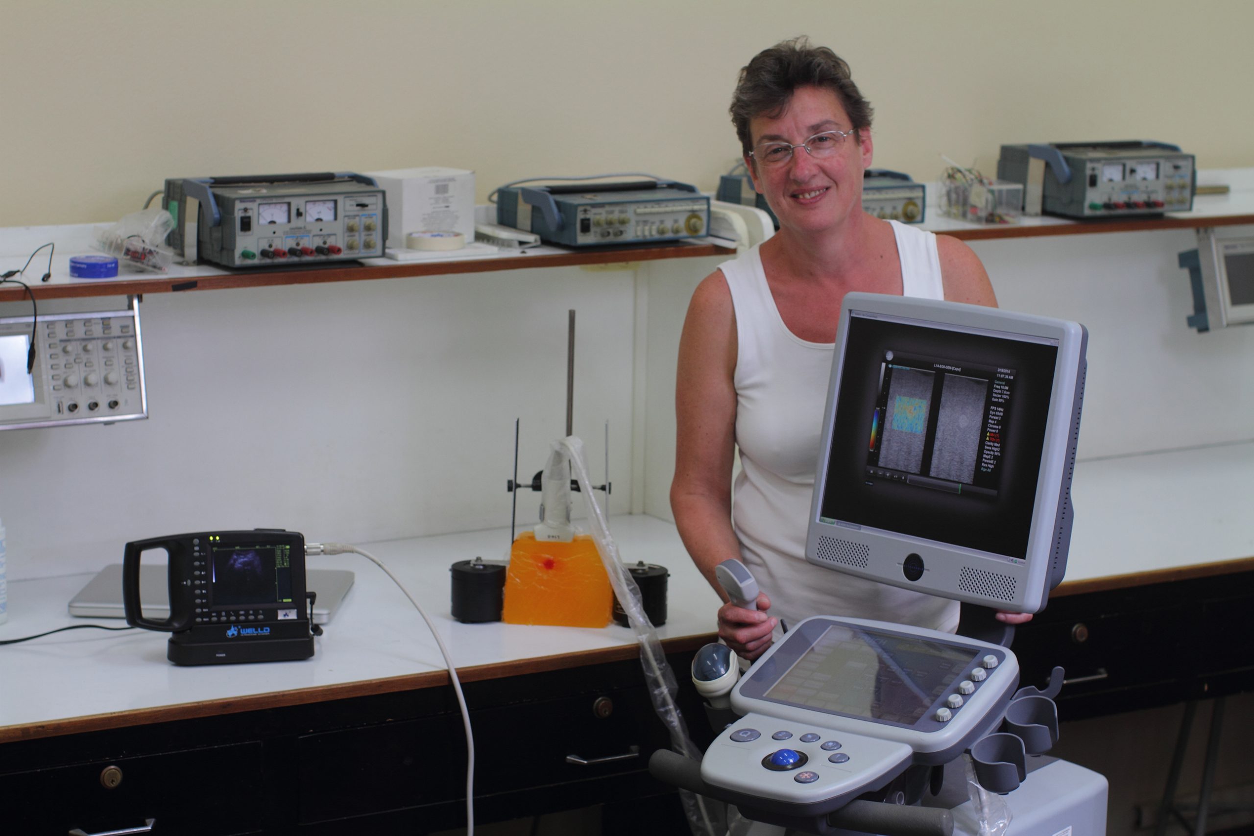 «La imagenología ayuda al paciente y reduce al mínimo sus molestias»