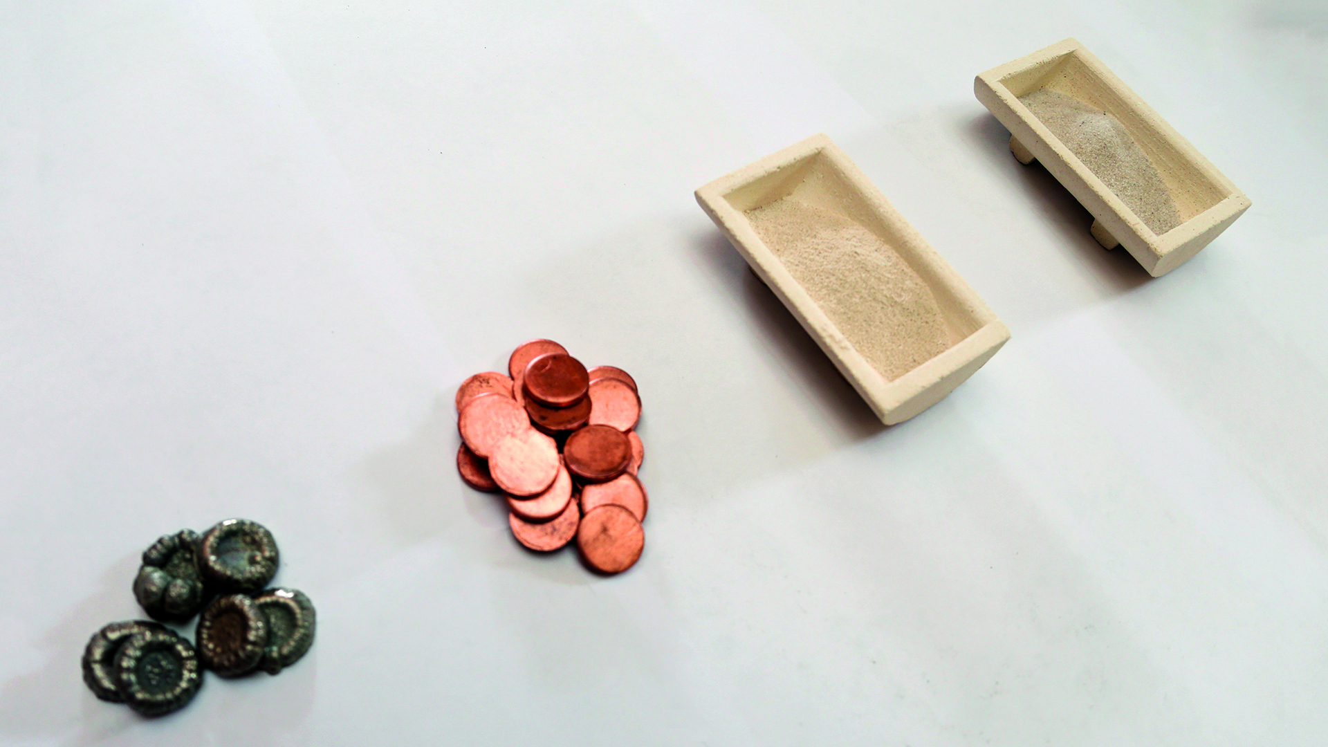 Materiales utilizados en la fundición: níquel, cobre, sílice en polvo y cal hidratada.