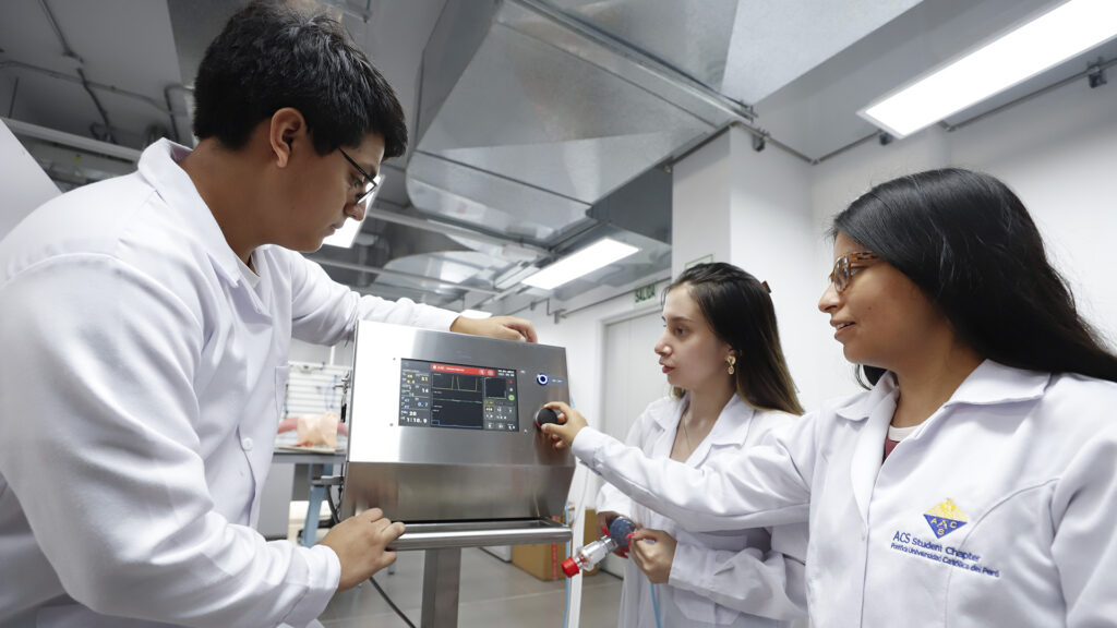 Estudiantes de Ingeniería Biomédica financiados por la Fundación BBVA