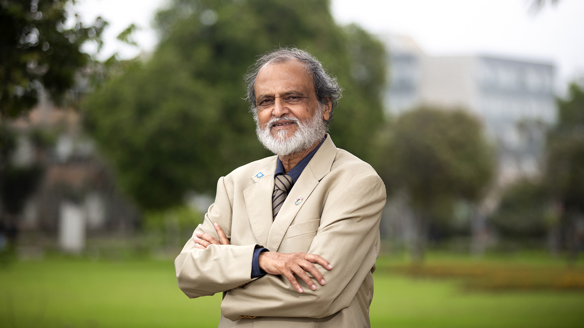 fioto de rajendra shende, especialista en cambio climático, premio Nobel de la Paz 2007 como miembro del IPCC y director de Green TERRE Foundation