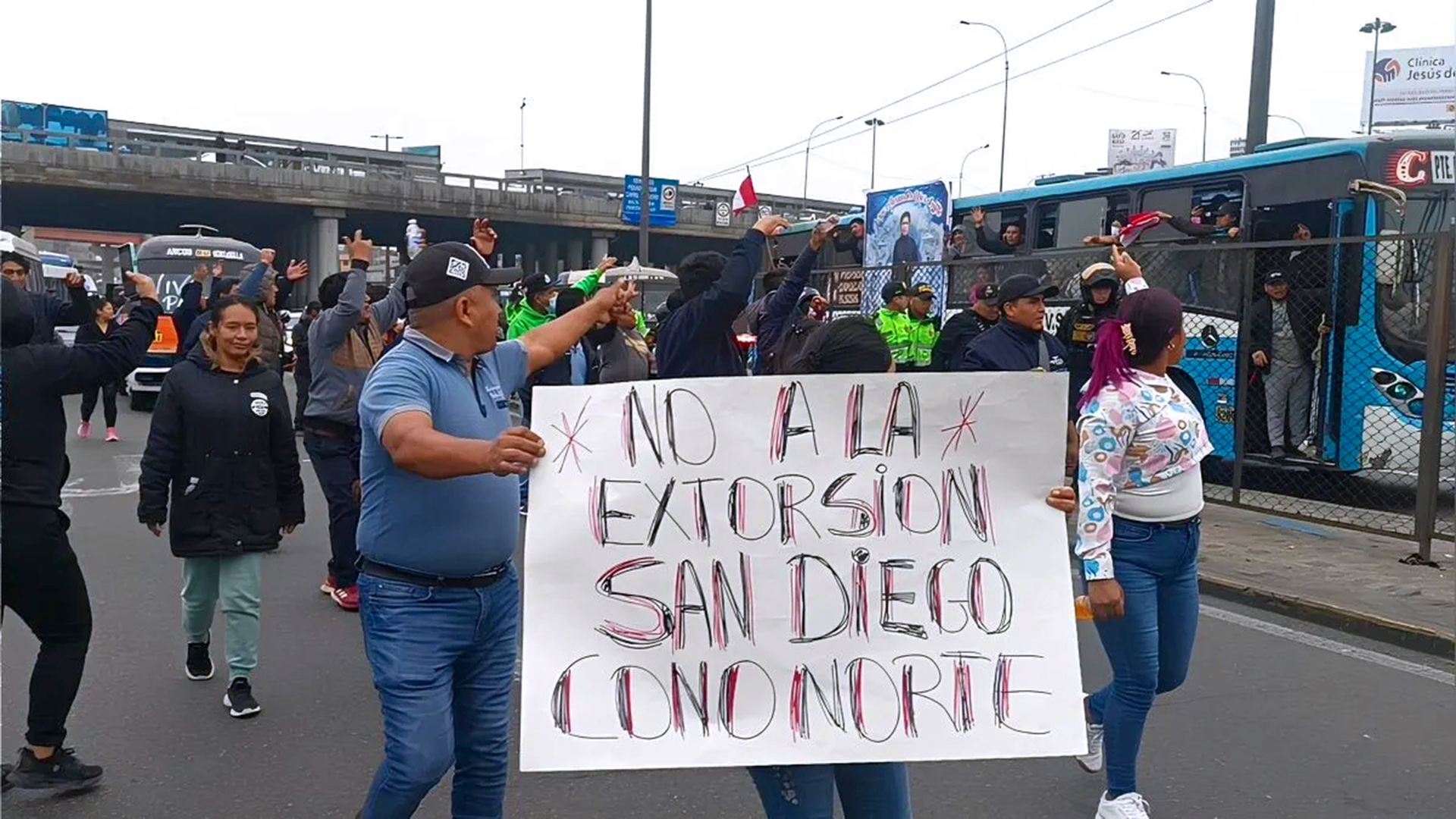 Paro por inseguridad ciudadana en contexto de debate sobre terrorismo urbano.