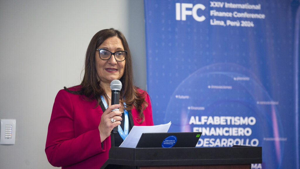 Dra. Leticia Tolosa en la inauguración de la XXIV International Finance Conference.