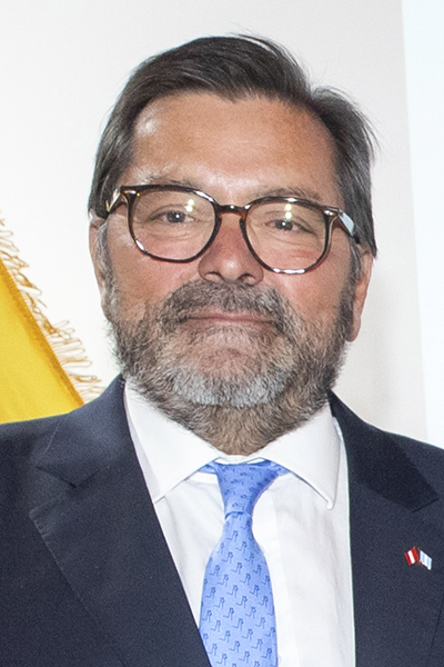 Embajador de Guatemala, Carlos Escobedo