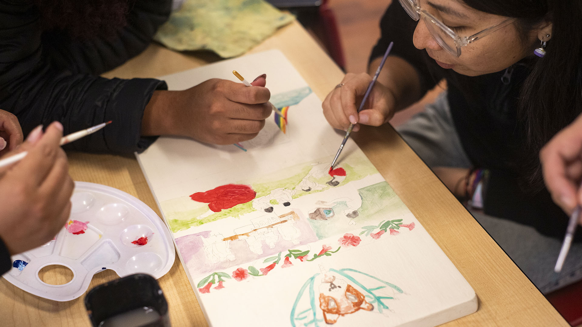 Taller de El Orgullo+ nos conecta 2025.