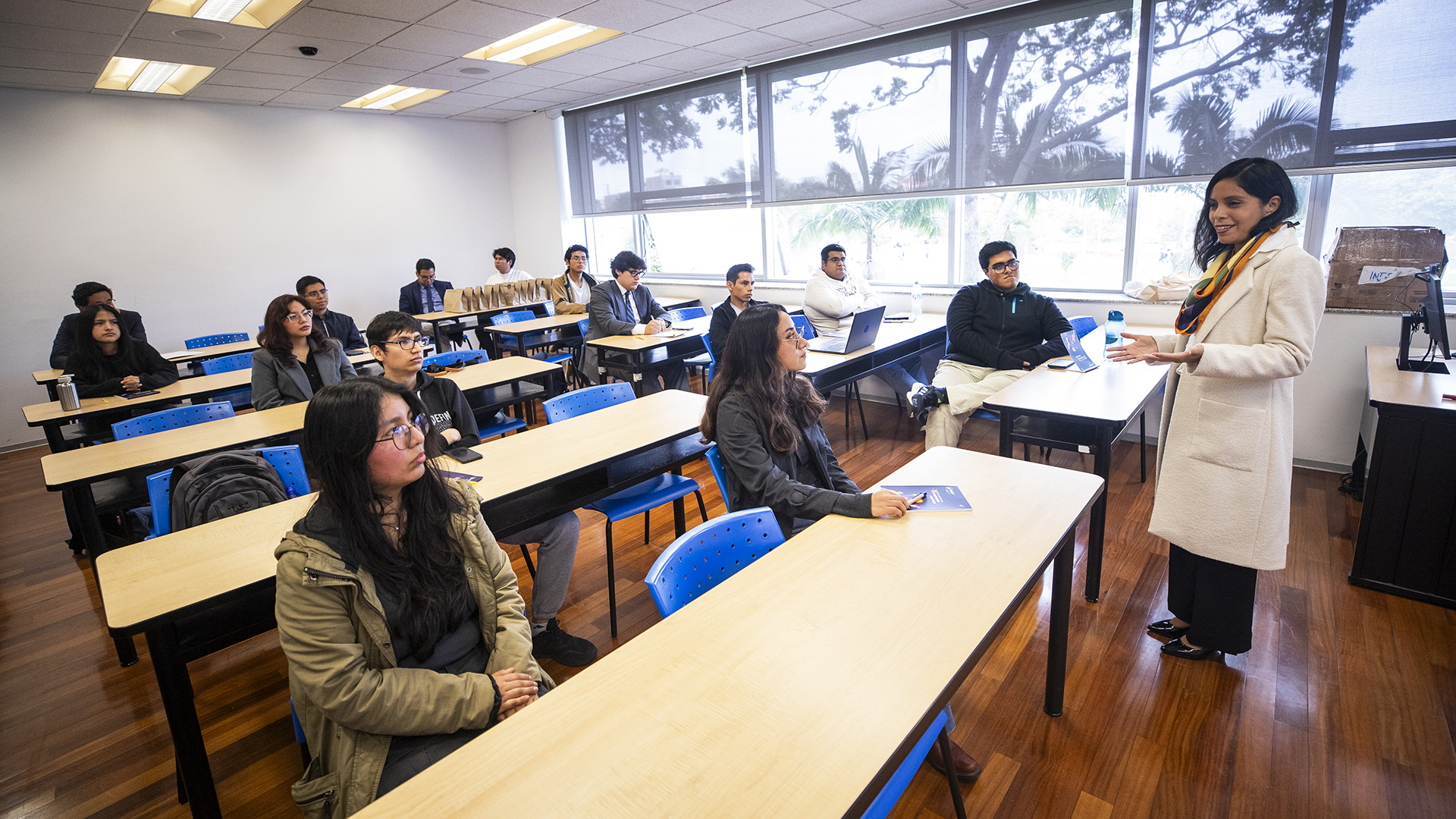 Preparación para el CADE Universitario 2025.