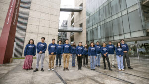 Representantes PUCP en el CADE Universitario 2025