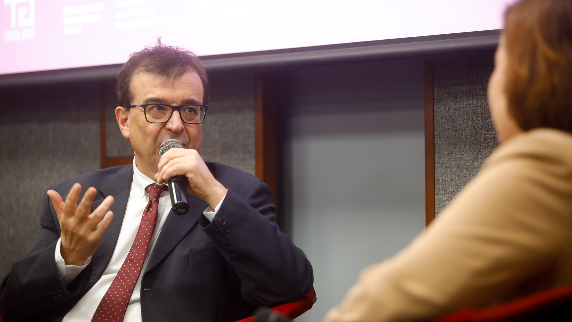 El escritor español Javier Cercas fue invitado al Congreso del Instituto Internacional de Literatura Iberoamericana