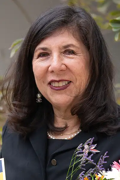 Dra. Janet Tello