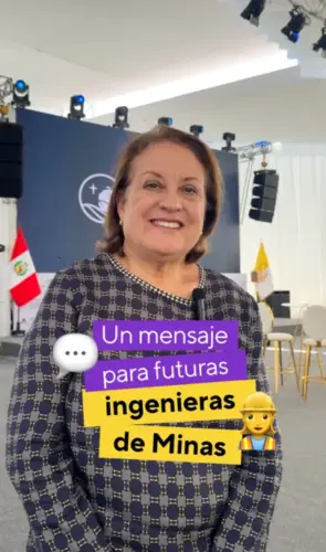 La ingeniera PUCP Maria Chappuis fue homenajeada en Perumin 2025