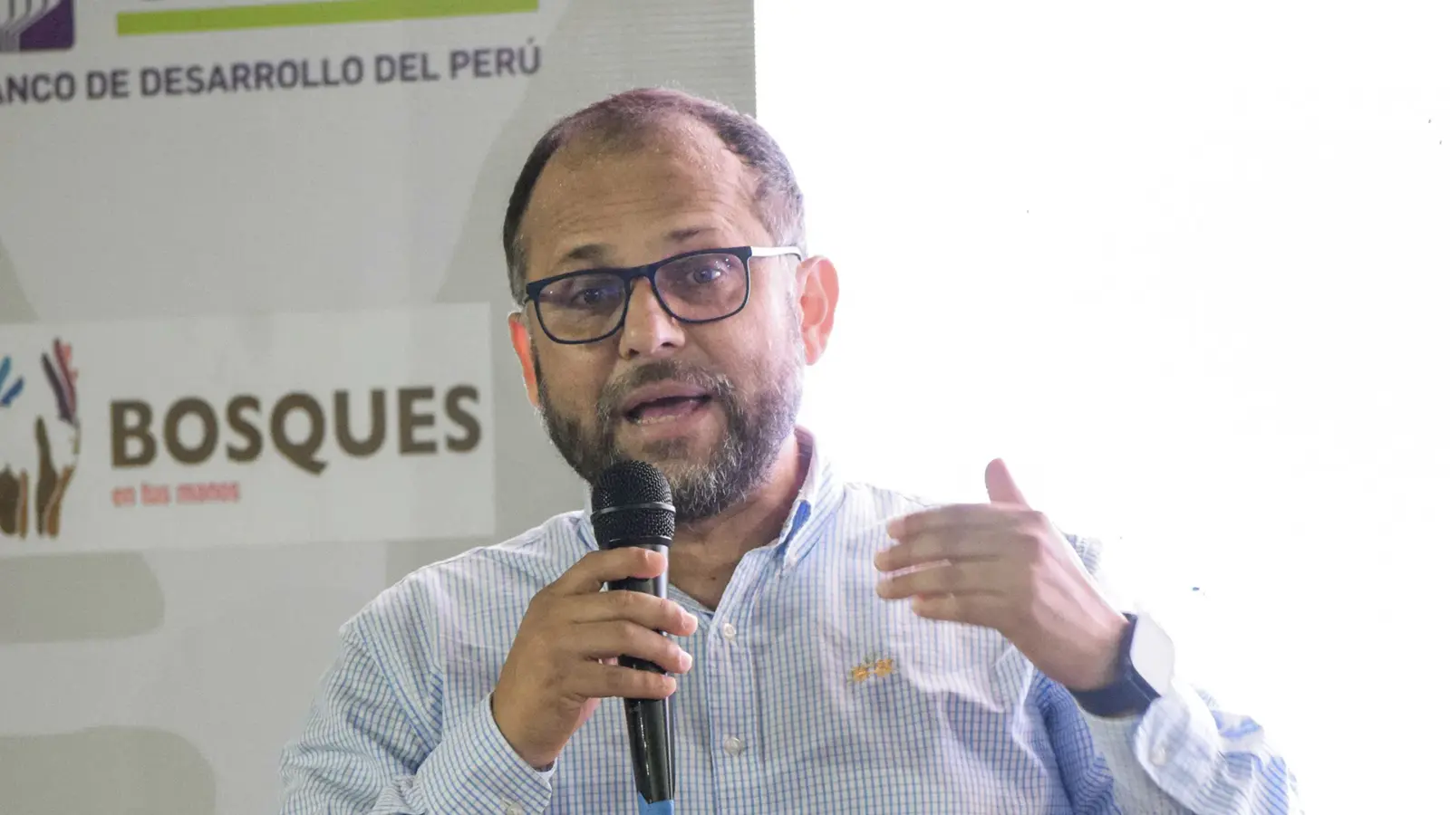 Nuestro profesor PUCP, Mag. Emilio Mori, fue parte del panel "Investigación, Desarrollo e Innovación (I+D+I) para la competitividad de la Amazonía peruana".