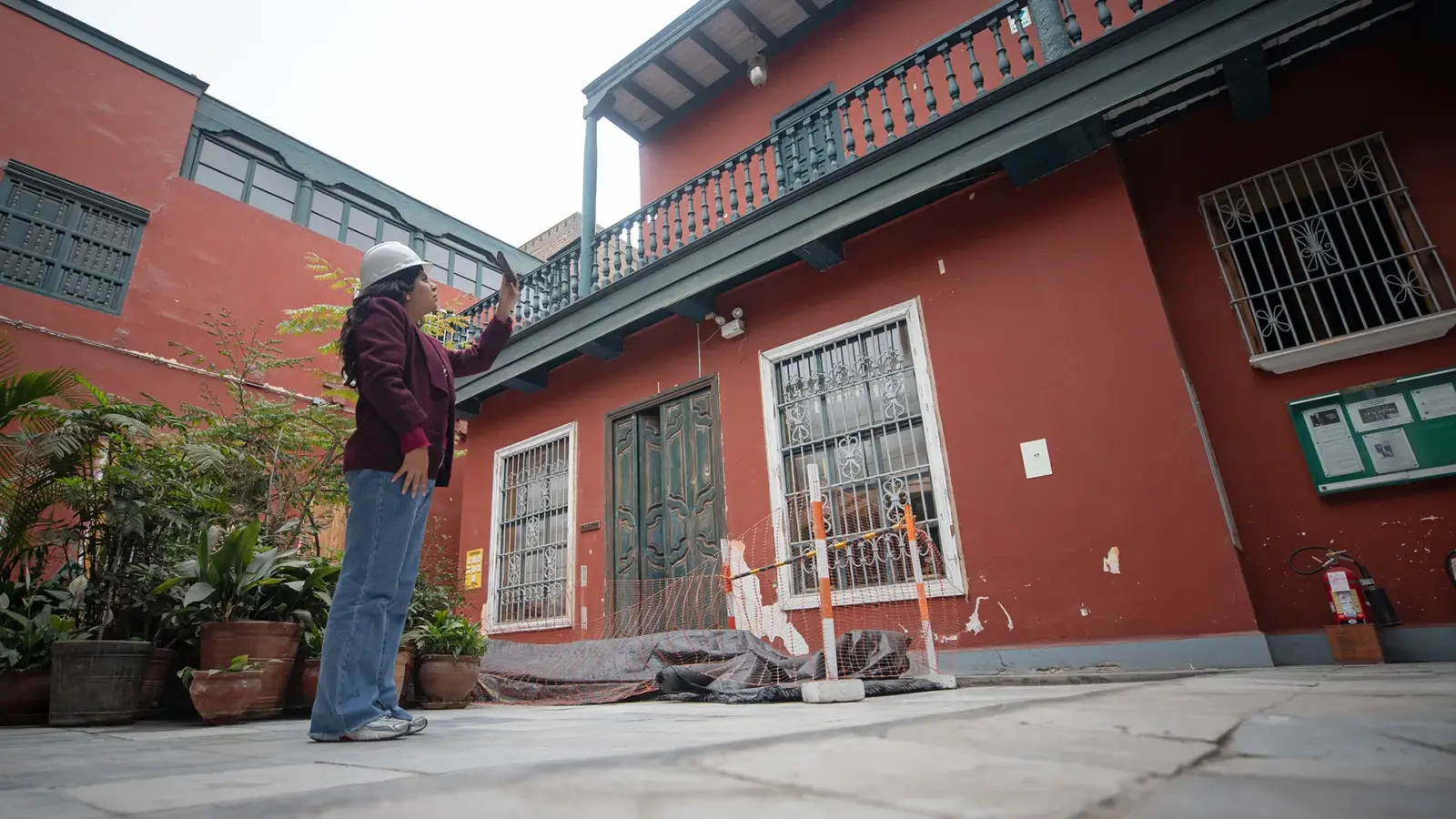 El instituto Riva-Agüero tiene su sede principal en la Casa Riva-Agüero.