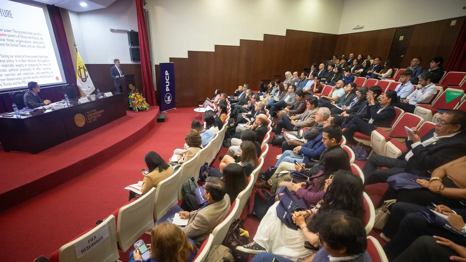 El Fudan-Latin America University Consortium (FLAUC) promueve el diálogo y la cooperación entre universidades chinas y de América Latina para aportar al desarrollo conjunto