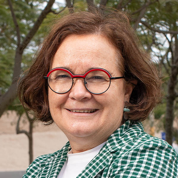 Carme Miralles-Guasch