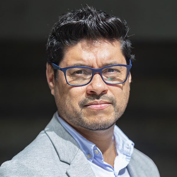 Víctor Quinteros